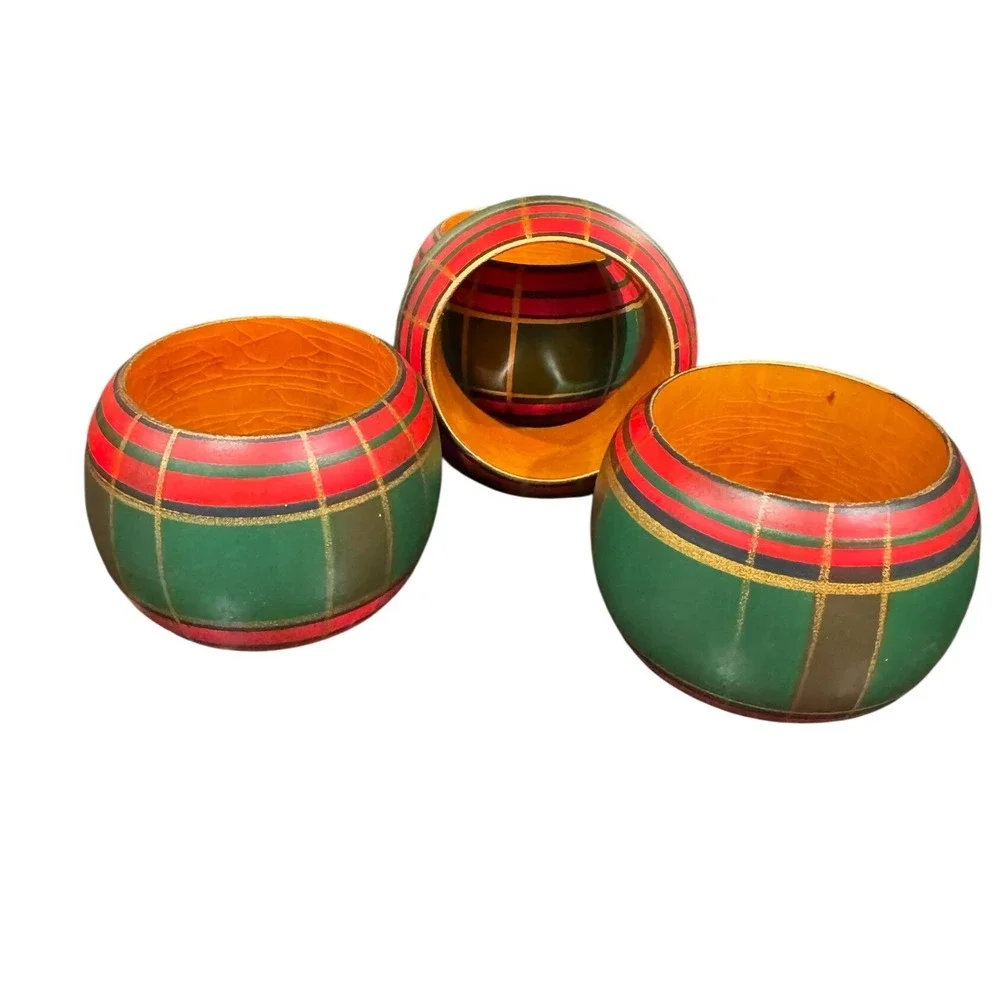 Vintage Wooden Plaid Napkin Rings Set of 4 Green Red Gold Tartan Christmas Decor